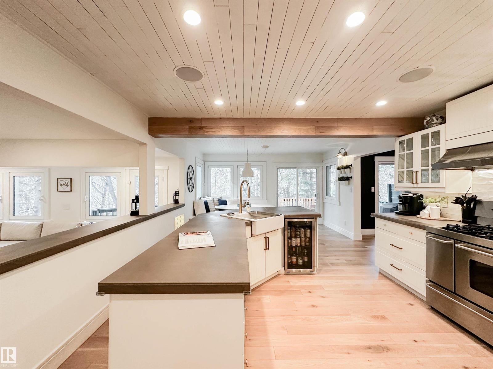 23 FLAGSTONE CR, St. Albert