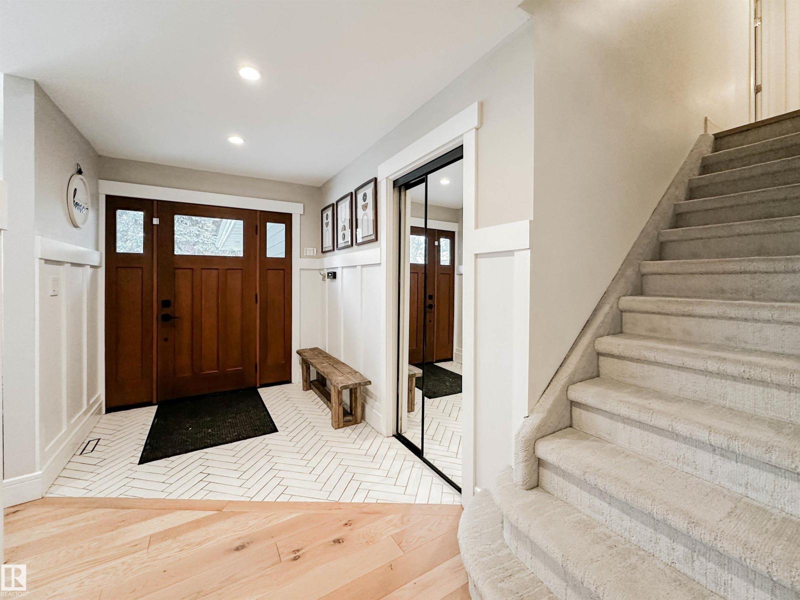 23 FLAGSTONE CR, St. Albert