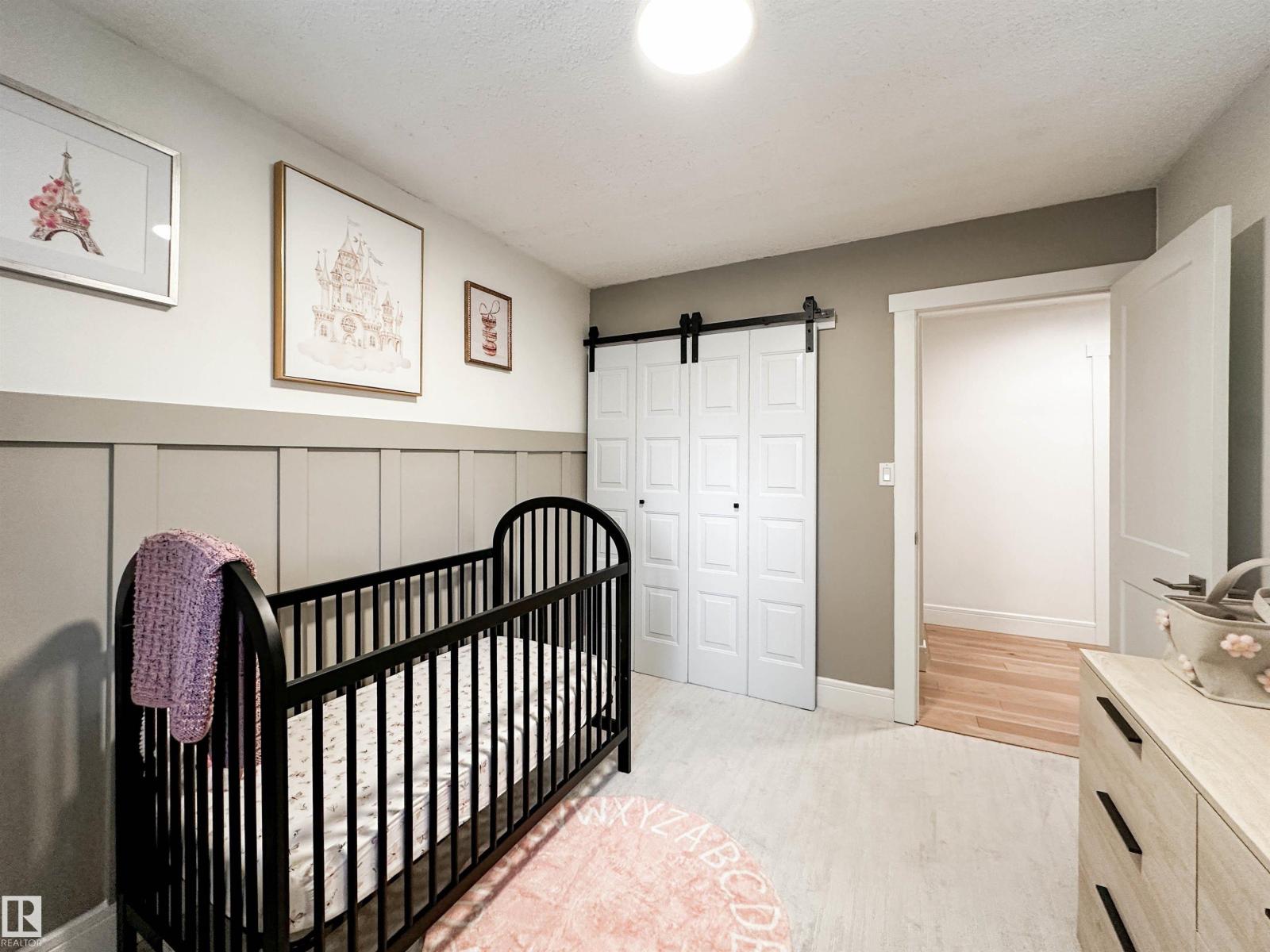 23 FLAGSTONE CR, St. Albert