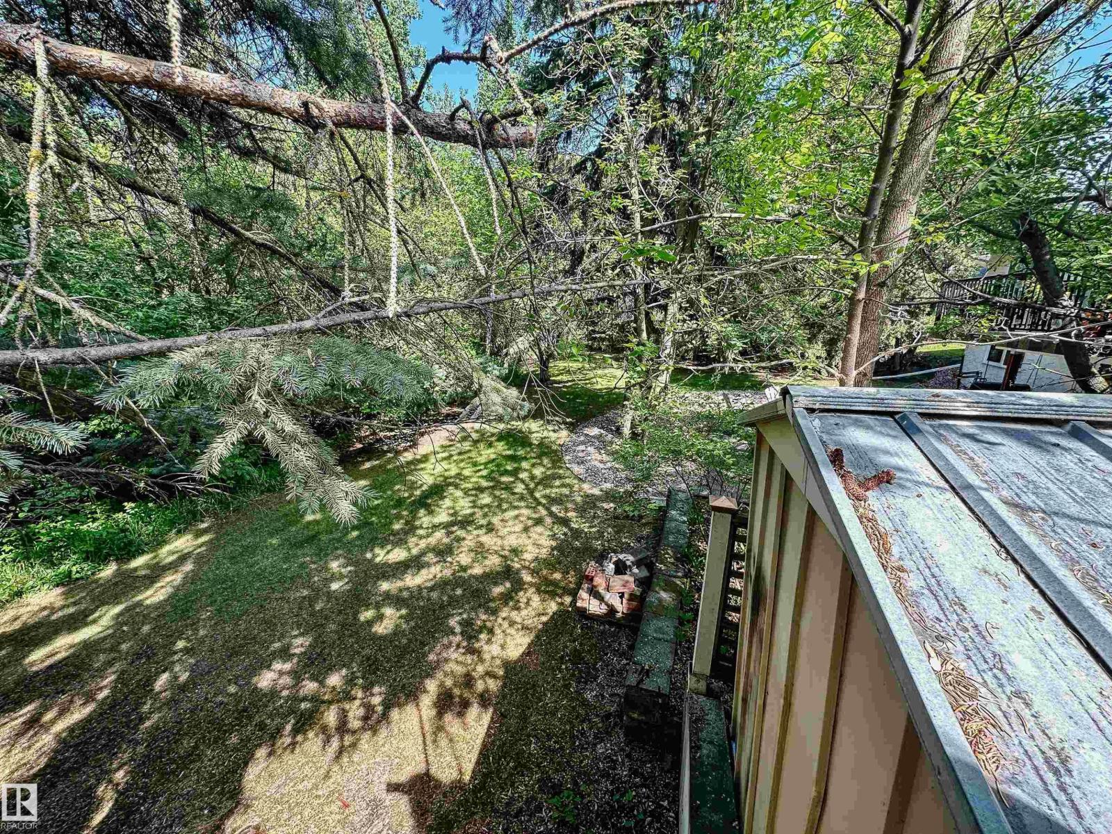 23 FLAGSTONE CR, St. Albert