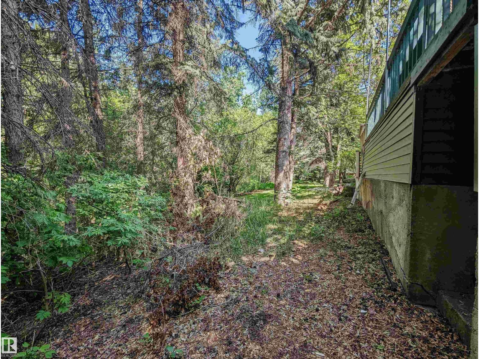 23 FLAGSTONE CR, St. Albert