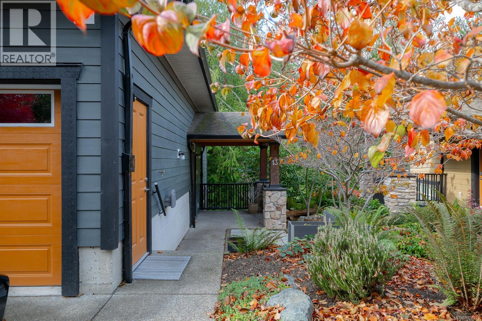 13 2363 Demamiel Dr, Sooke