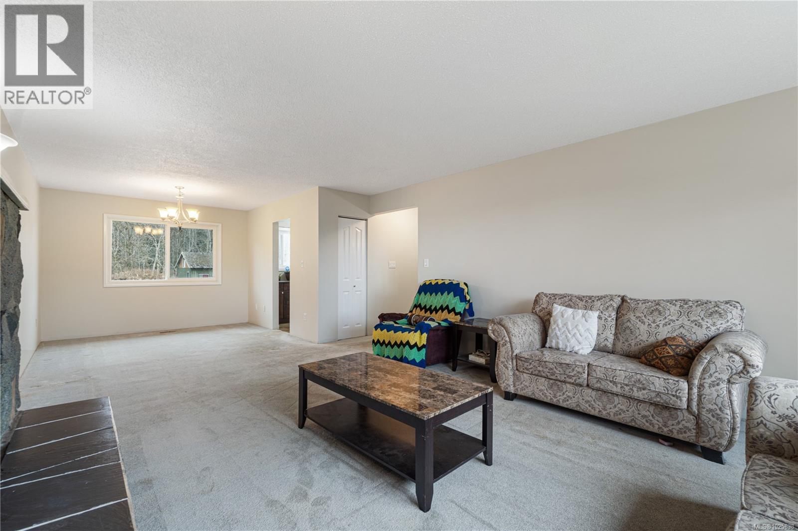 5333 Maebelle Rd, Port Alberni