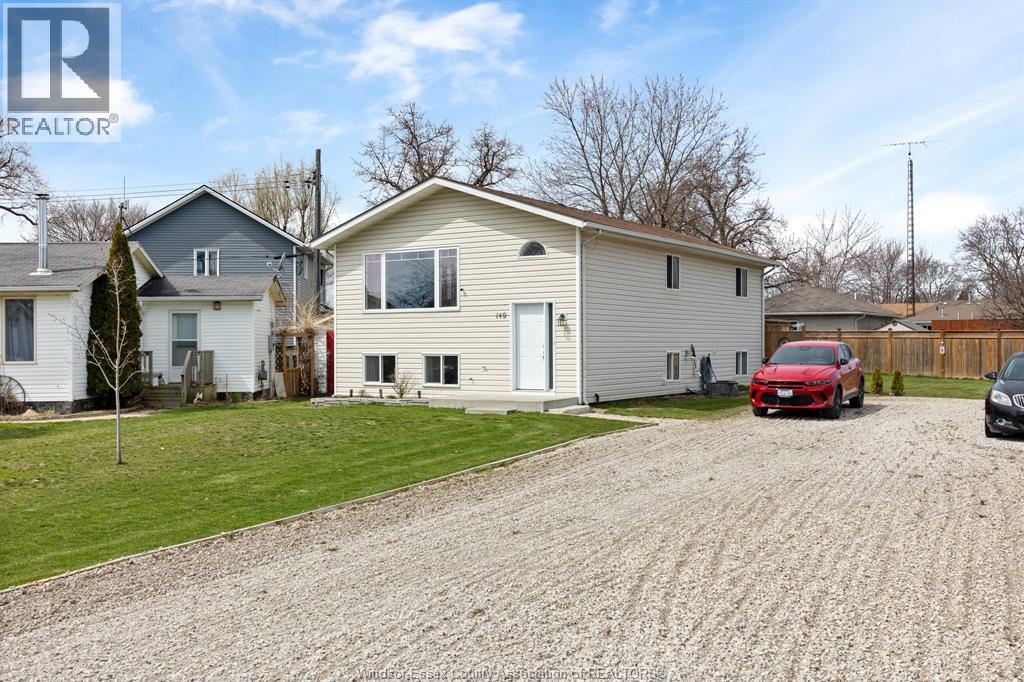 149 BELLCREFT DRIVE - Photo 2 of 39, Colchester, Ontario