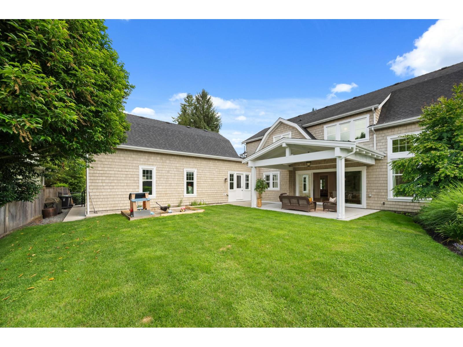 22843 88 AVENUE, Langley