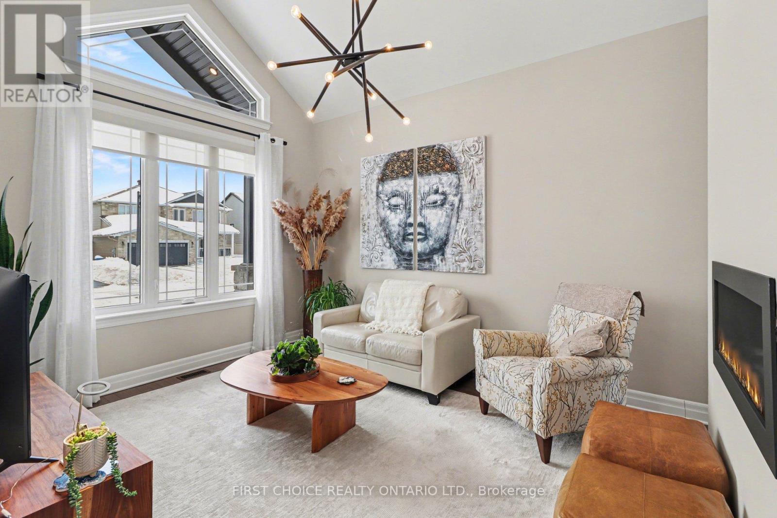 668 COBALT STREET - Photo 4 of 41, Clarence-Rockland, Ontario