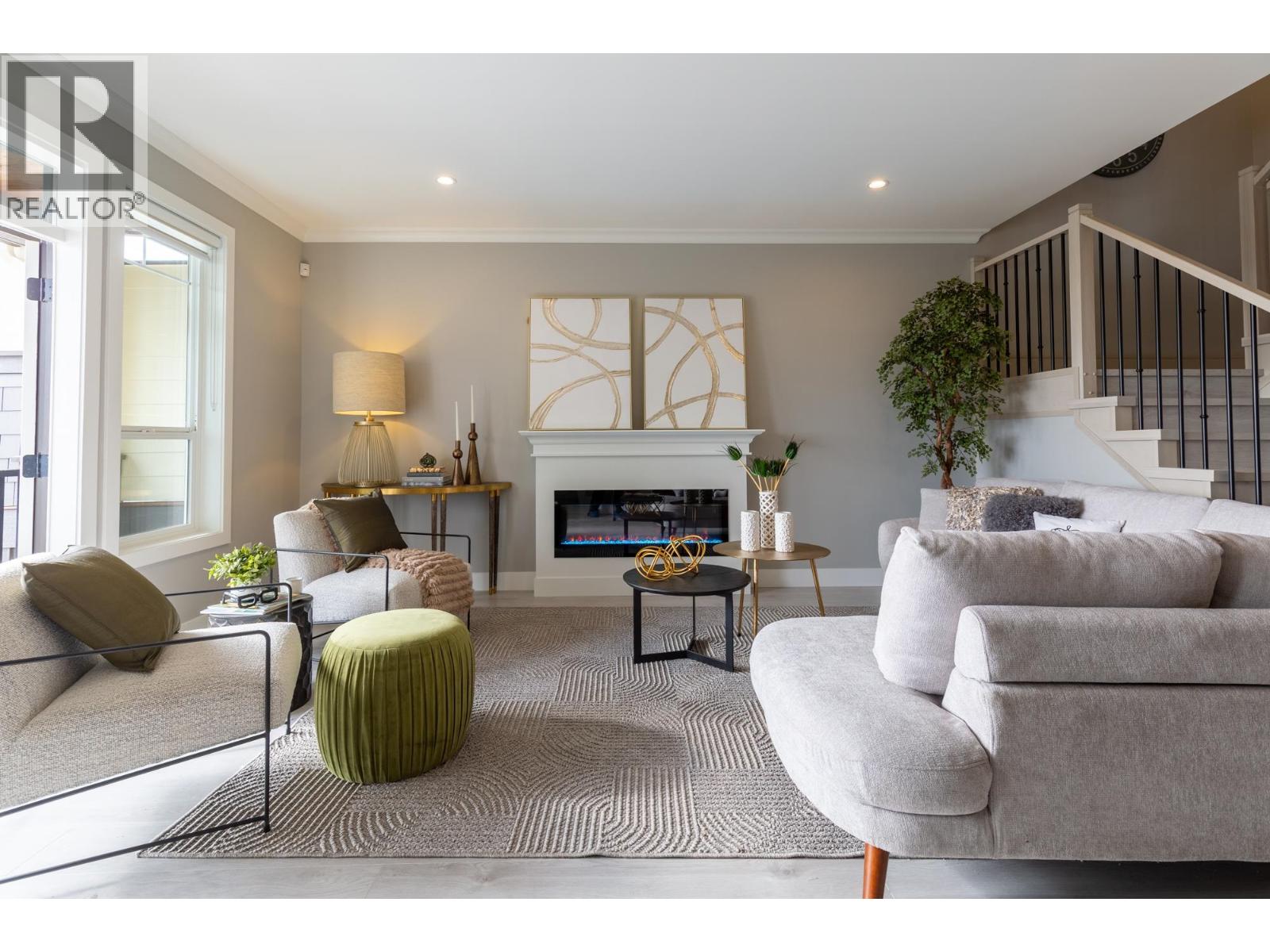 2 1211 THOMAS AVENUE, Coquitlam