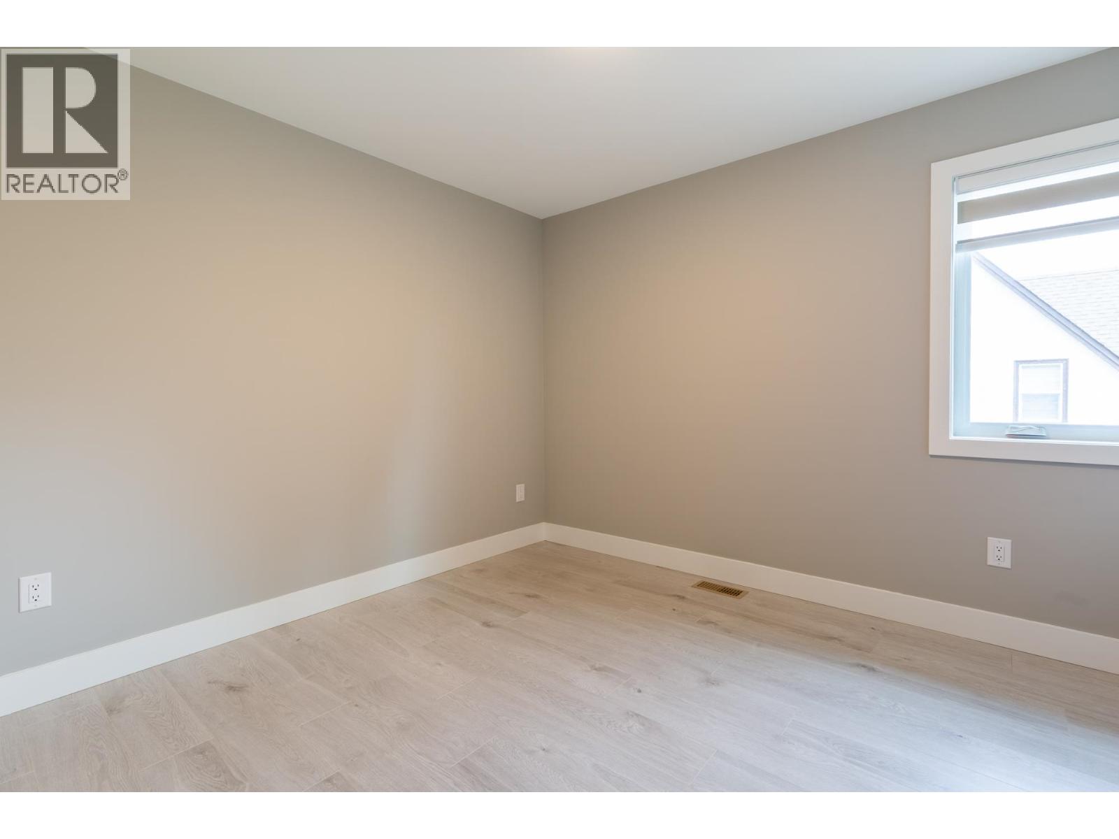 2 1211 THOMAS AVENUE, Coquitlam