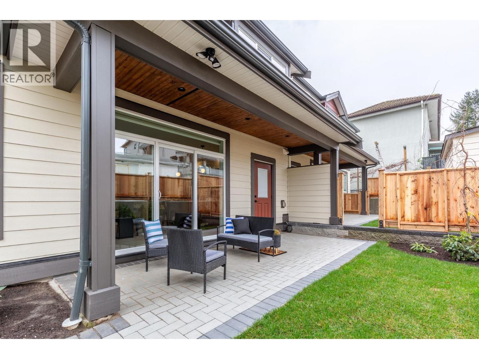 3 1211 THOMAS AVENUE, Coquitlam