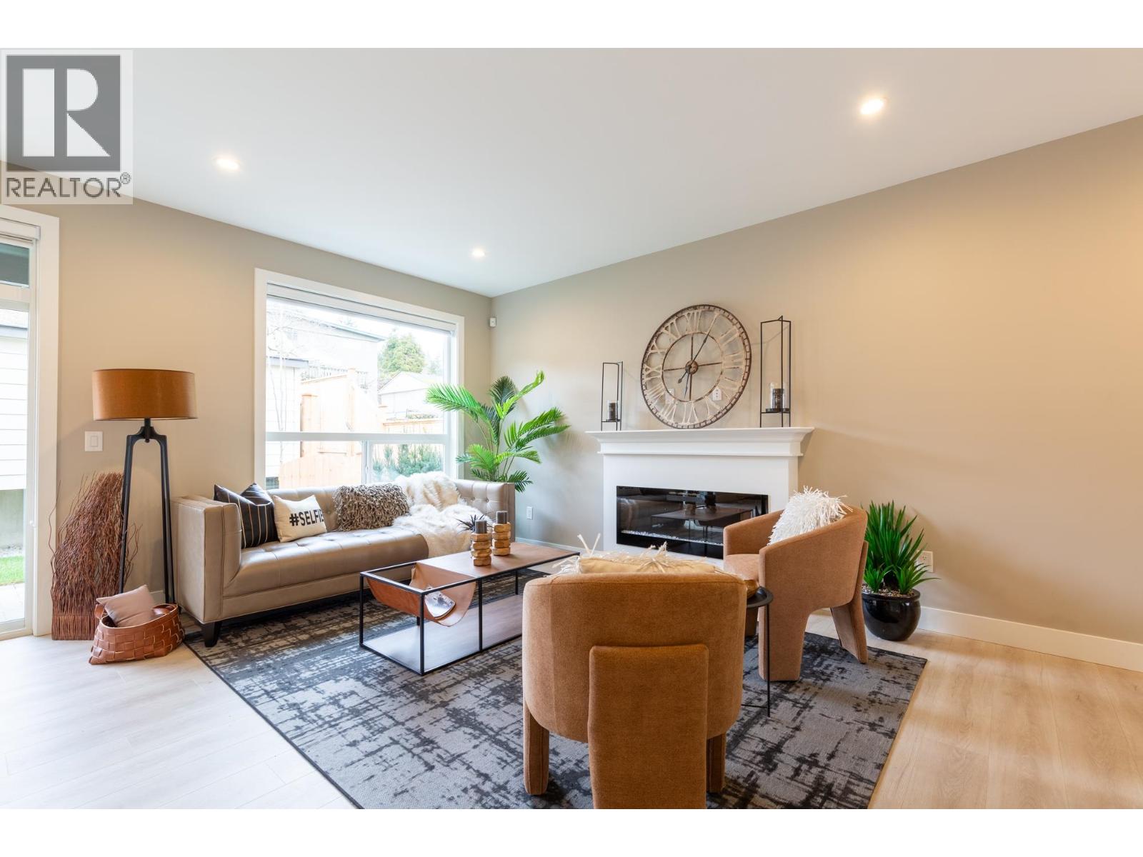 3 1211 THOMAS AVENUE - Photo 5 of 38, Coquitlam, British Columbia