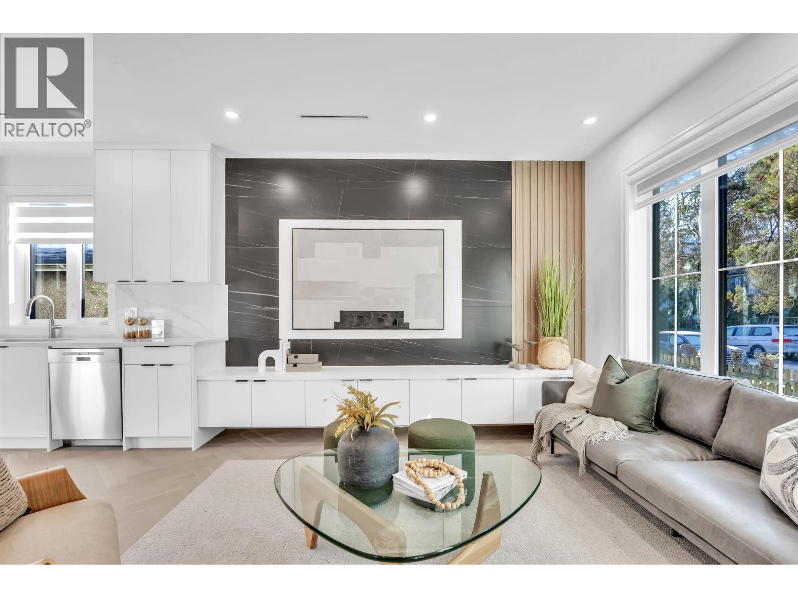 2153 20TH Avenue - photo 2