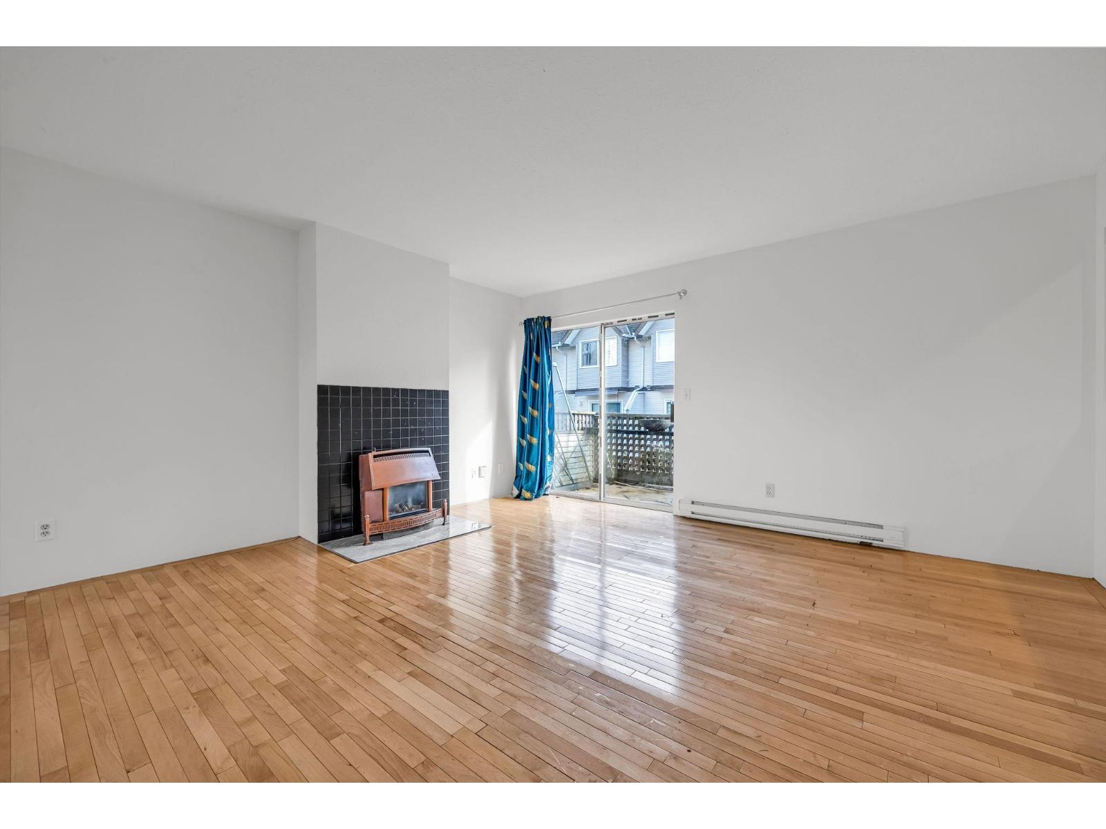 4 19690 56 AVENUE, Langley