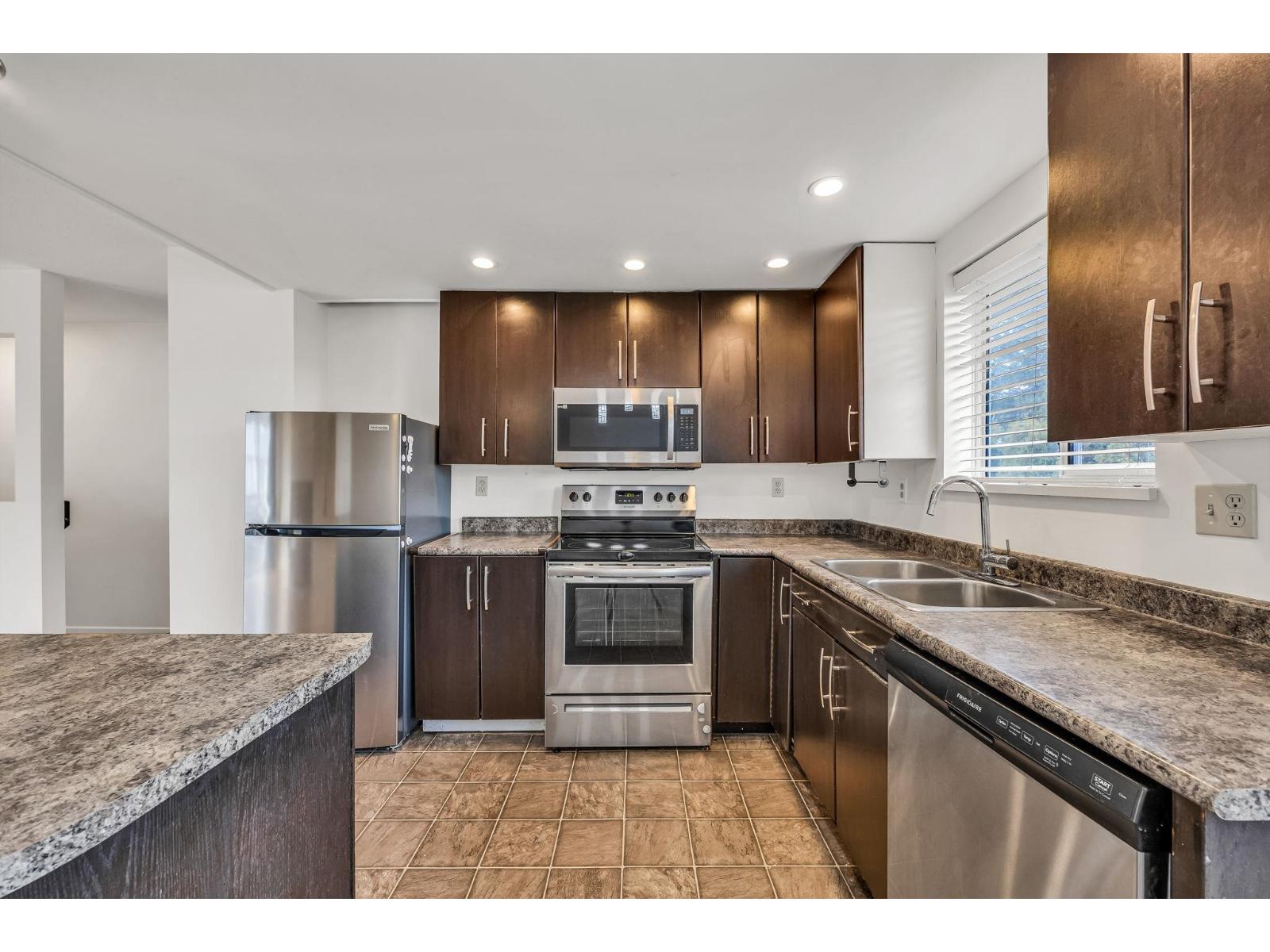 4 19690 56 AVENUE, Langley