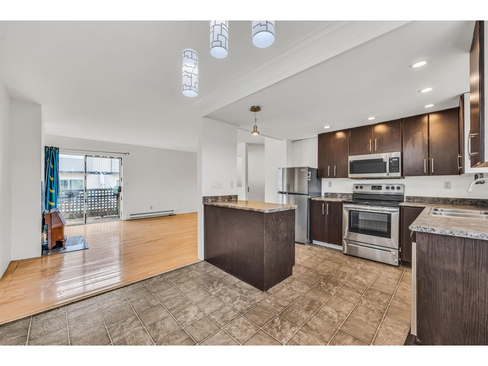 4 19690 56 AVENUE, Langley