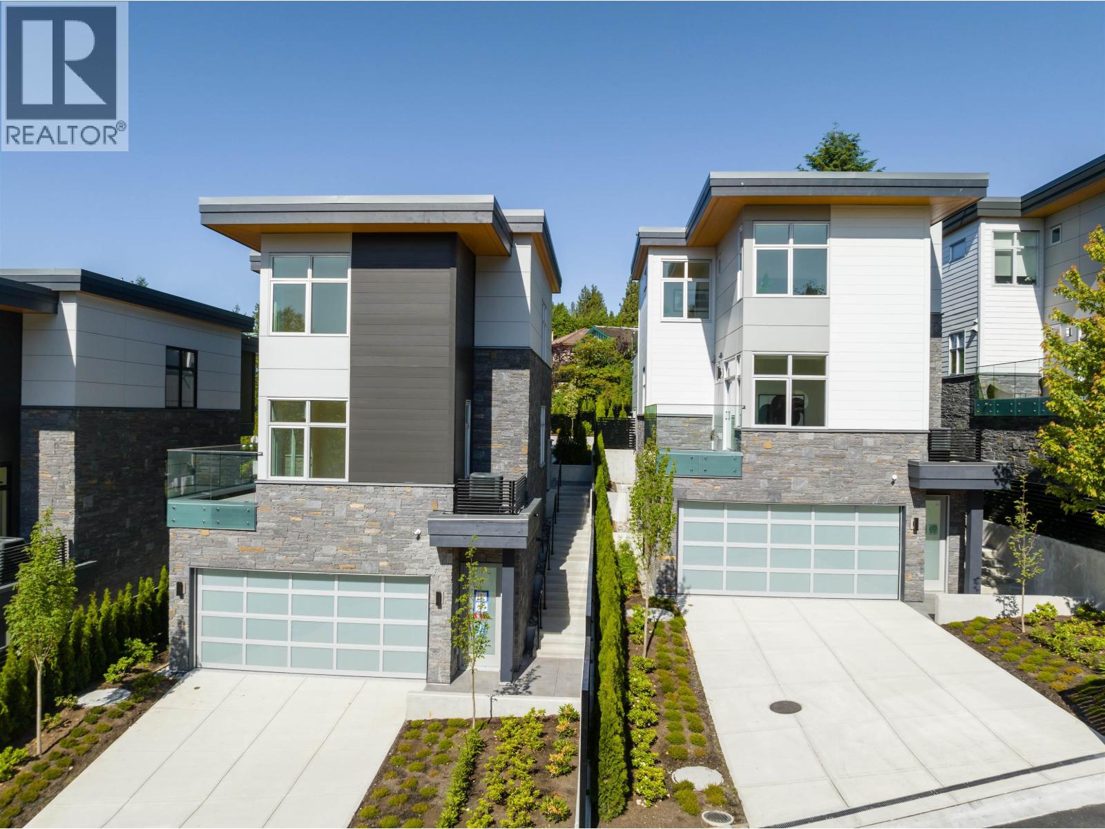 598 ARTHUR ERICKSON PLACE, West Vancouver