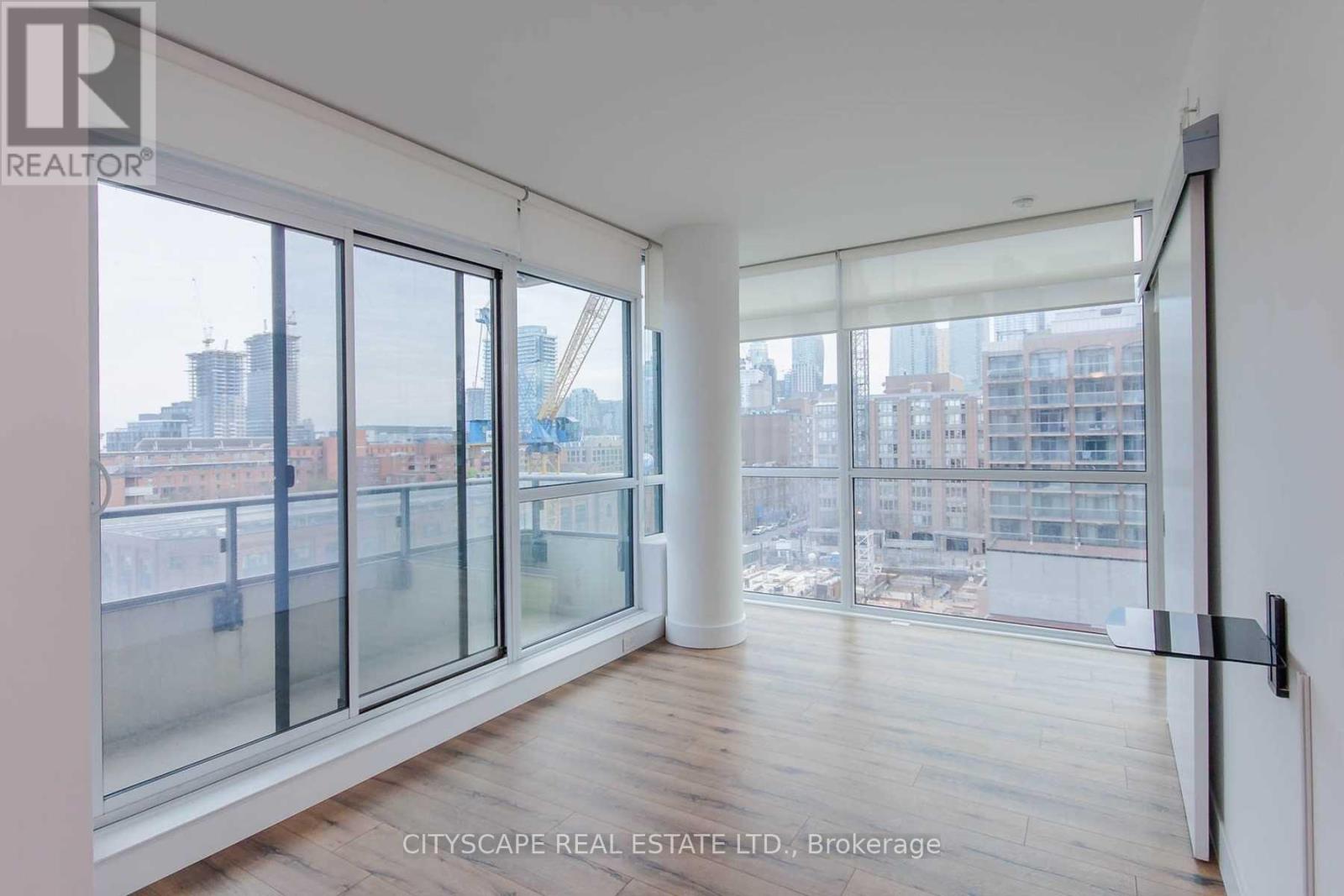 #703 39 SHERBOURNE STREET - 4