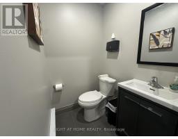 4 - 1228 Gorham Street, Newmarket, ON L3Y8Z1 Photo 27