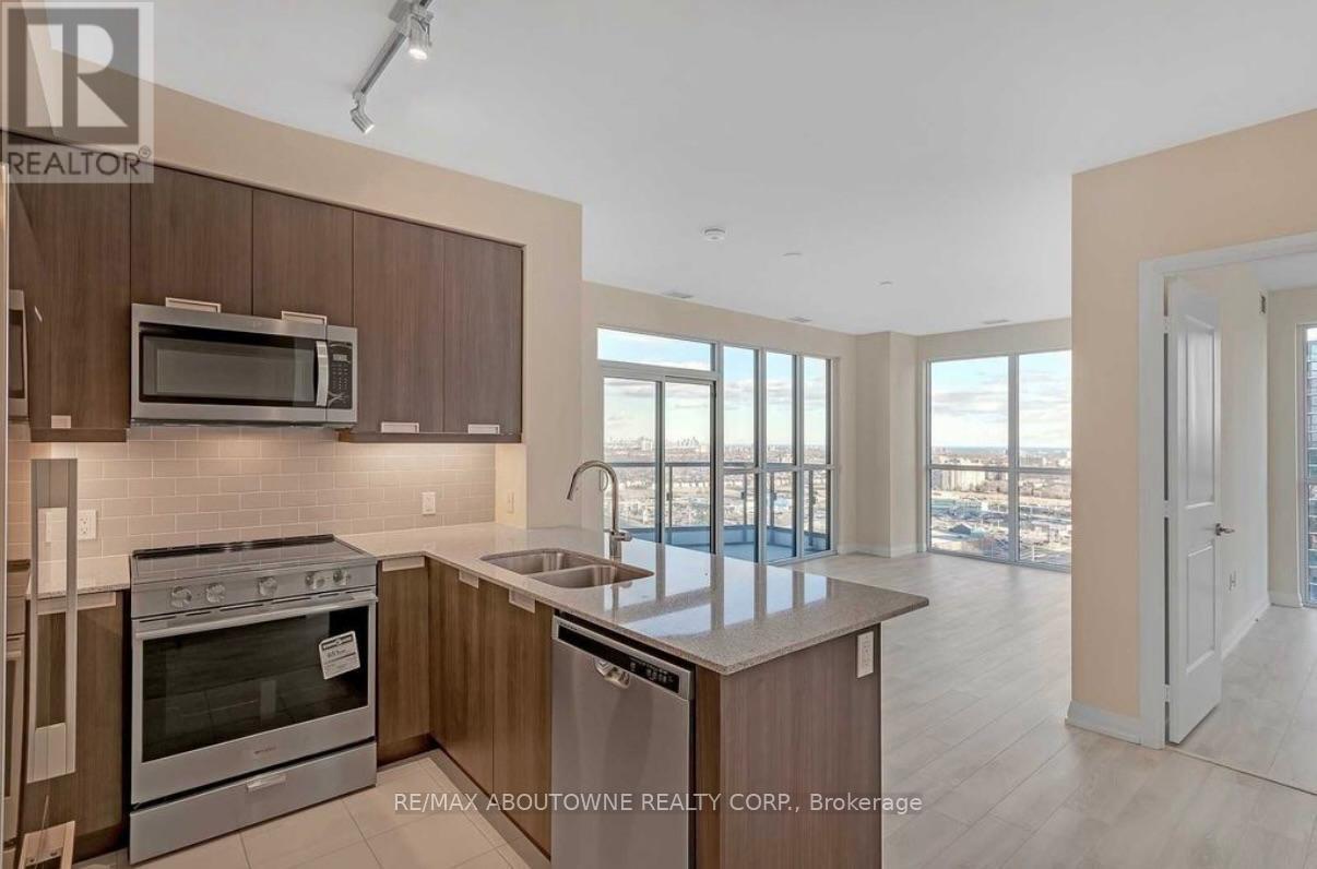 35 Watergarden Unit 1713 photo 5