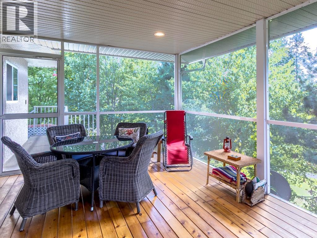 2600 Fairway Place, Blind Bay