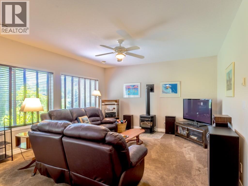 2600 Fairway Place, Blind Bay