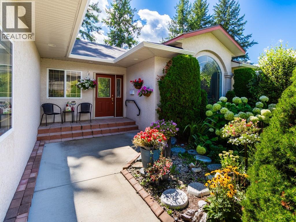 2600 Fairway Place, Blind Bay