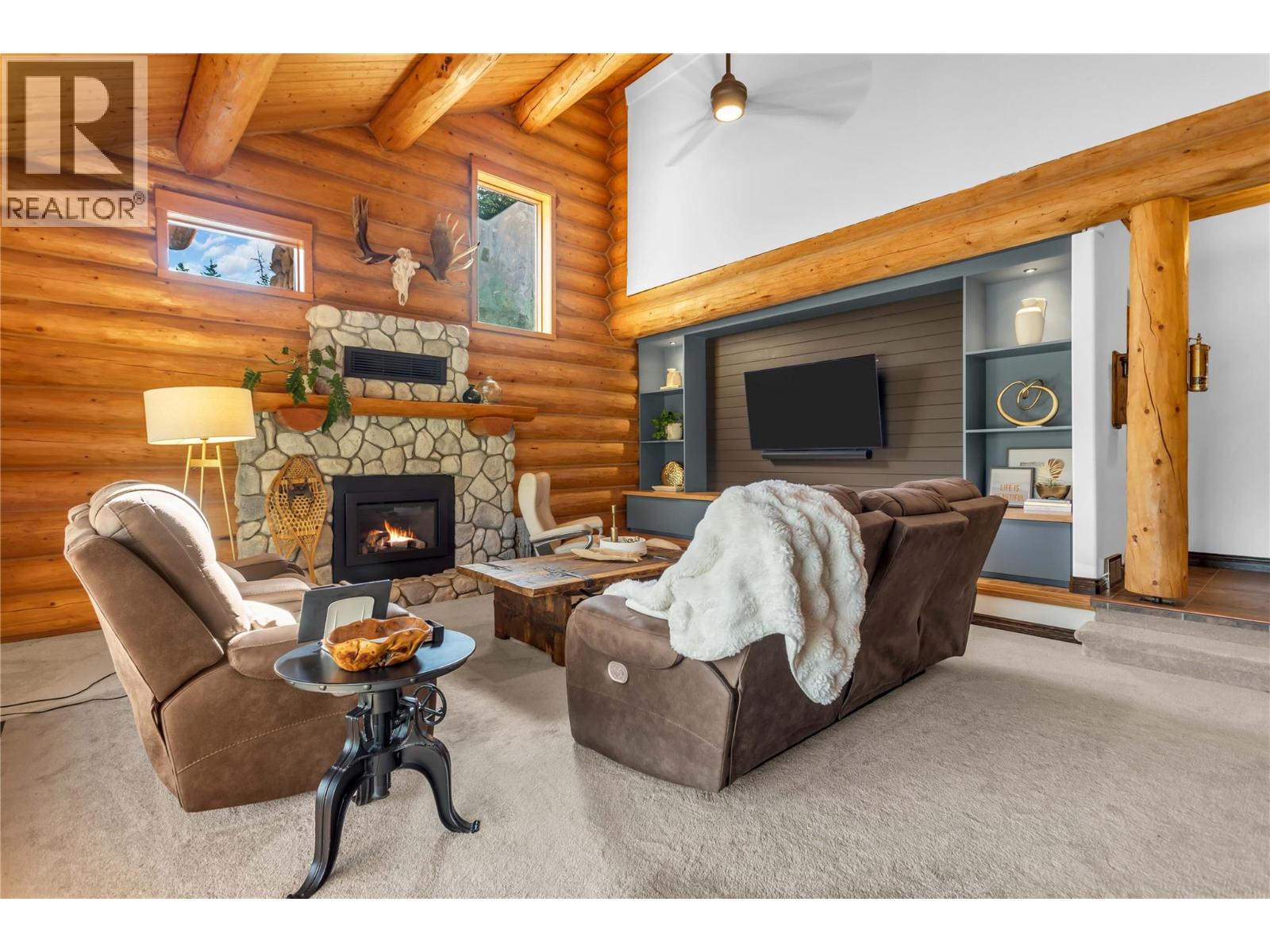 5738 Goudie Road - 34
