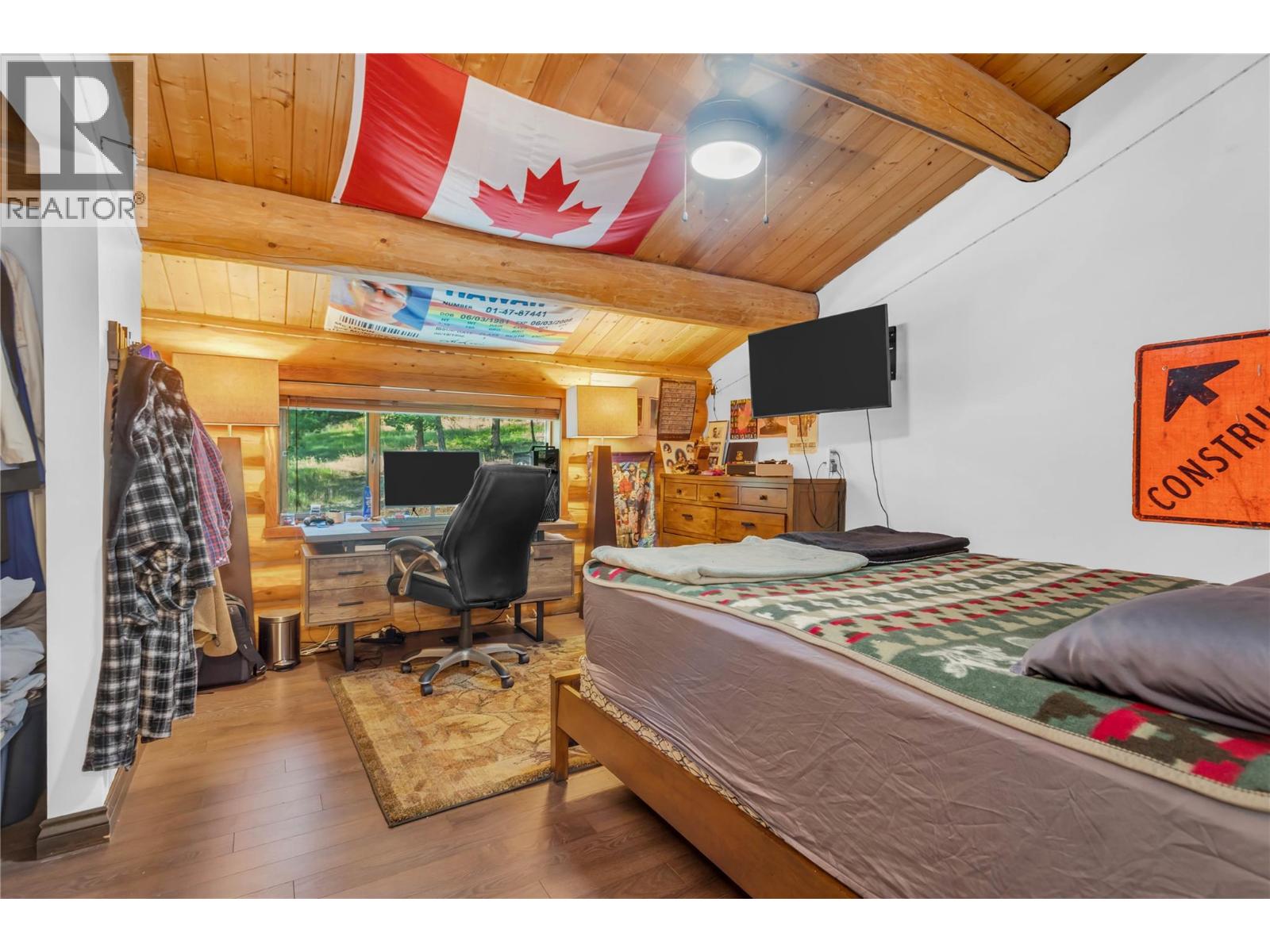 5738 Goudie Road - 50