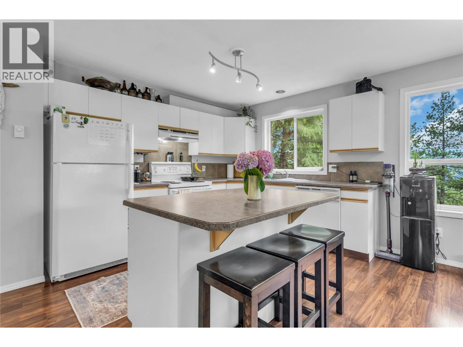  5738 Goudie Road, Kelowna