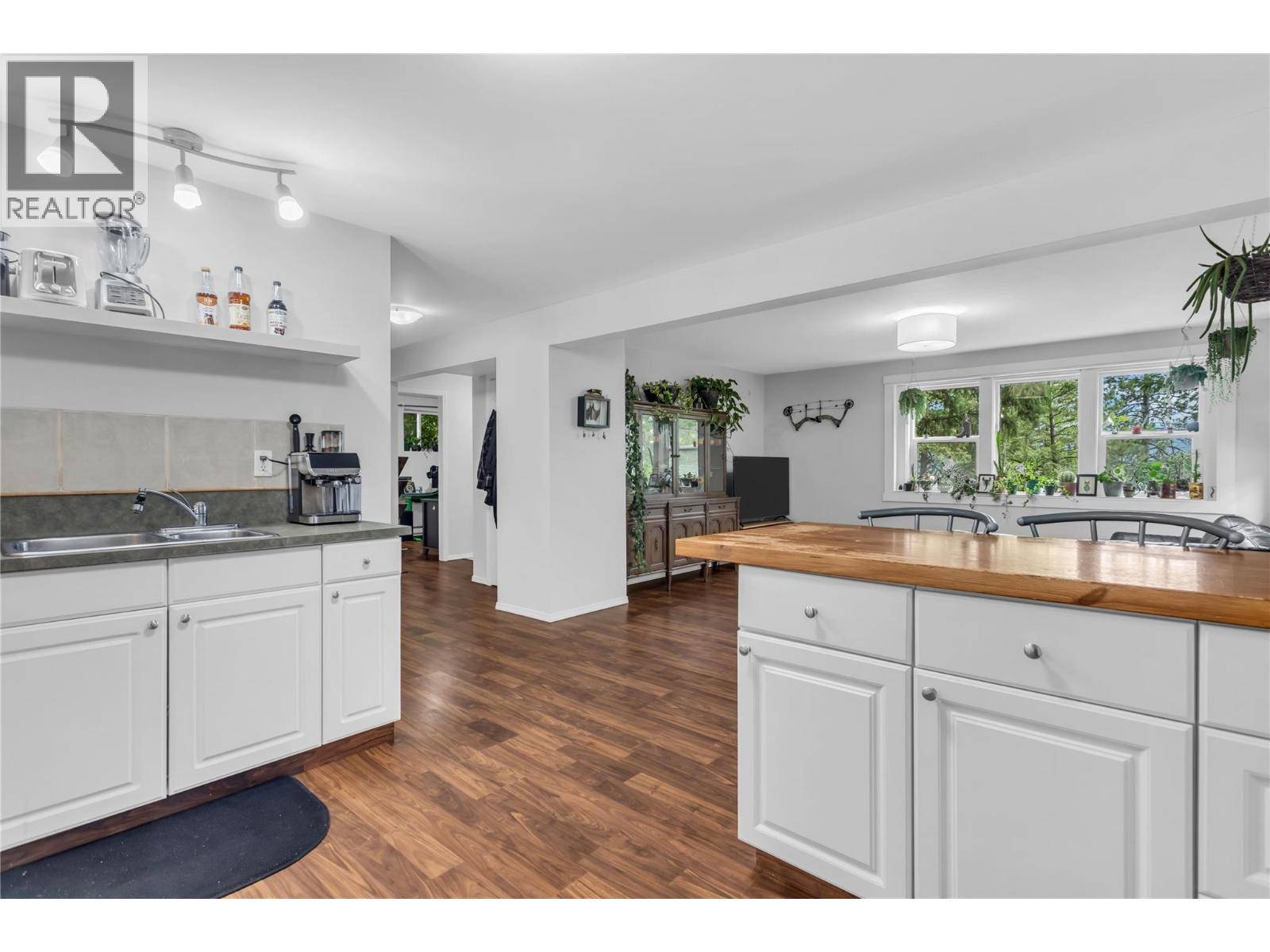  5738 Goudie Road, Kelowna