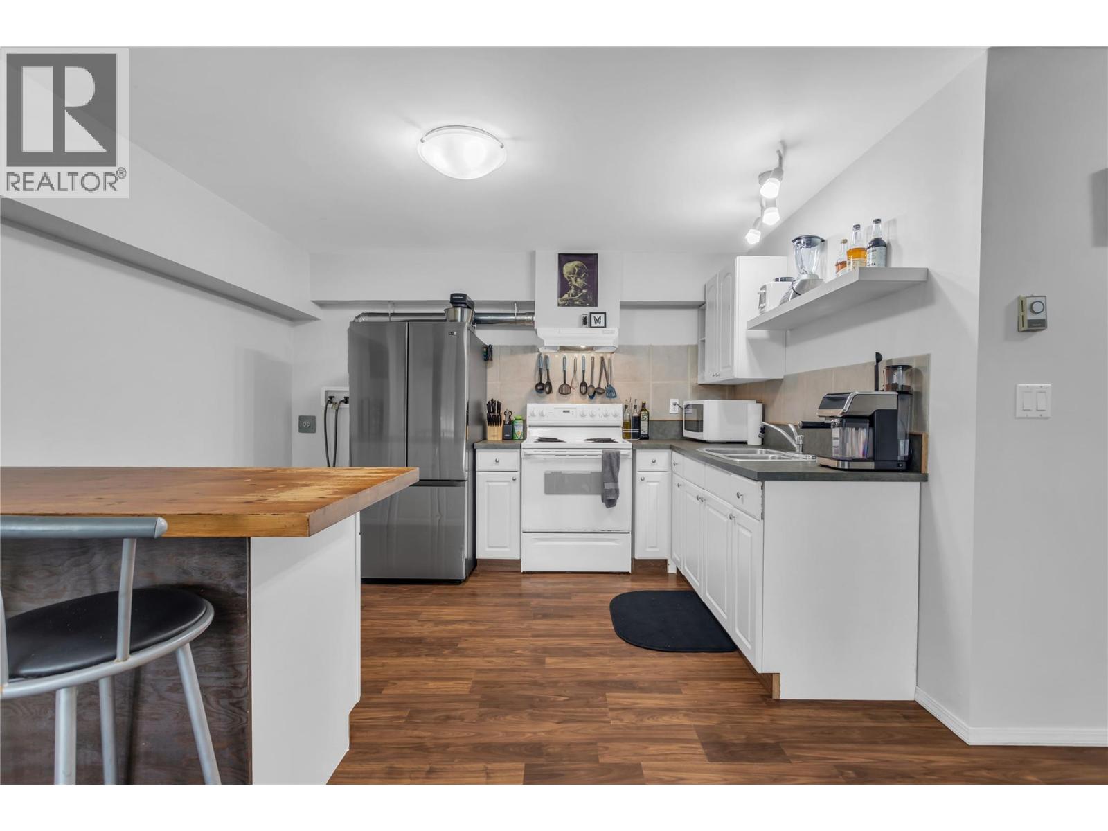  5738 Goudie Road, Kelowna