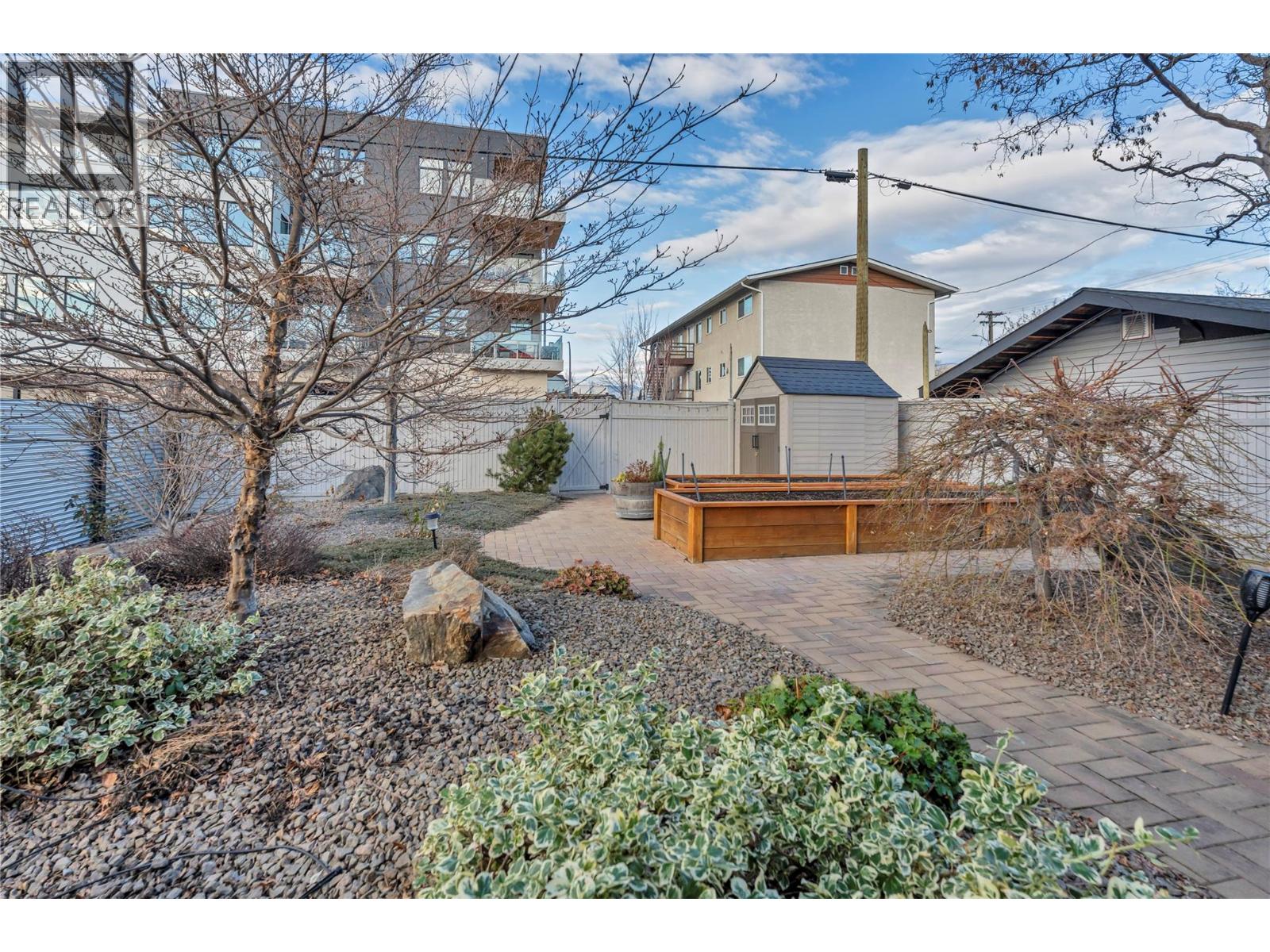 1011 Dynes Avenue, Penticton