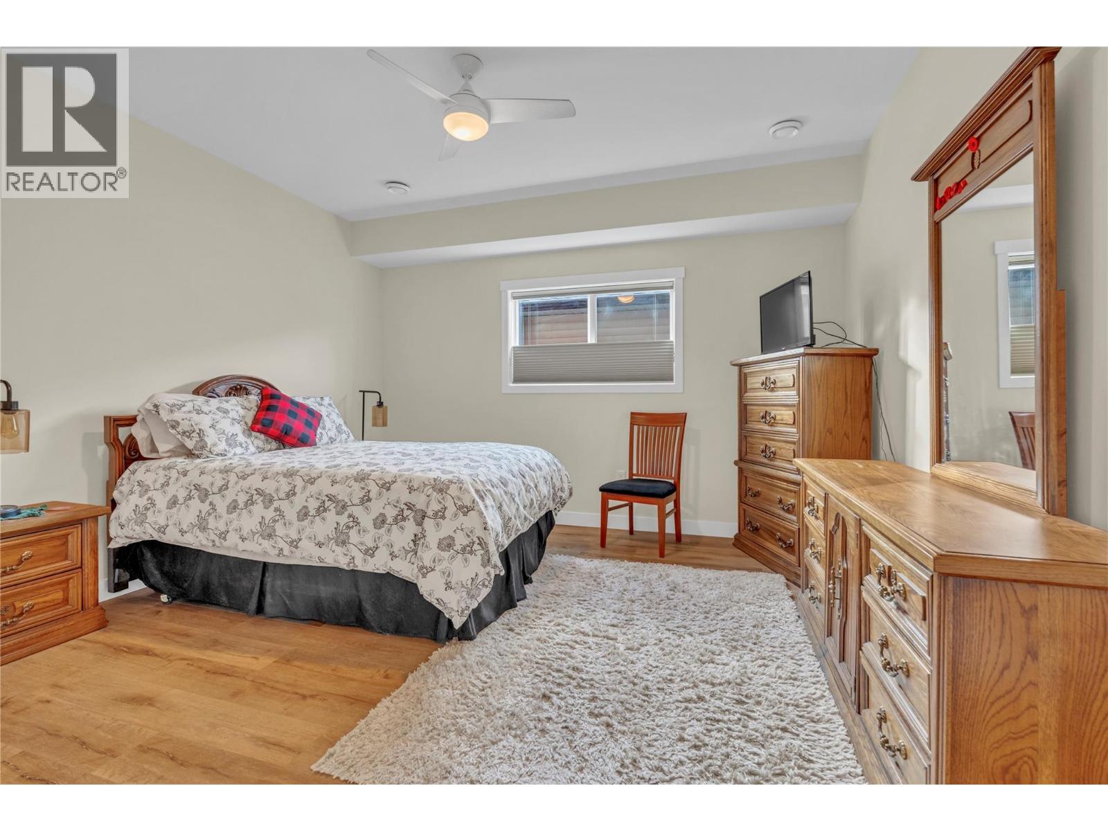  1011 Dynes Avenue, Penticton