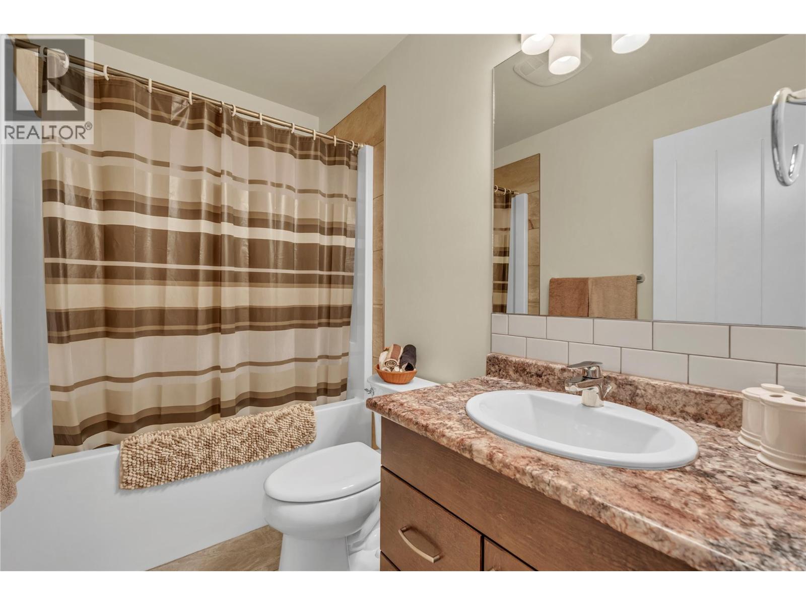  1011 Dynes Avenue, Penticton