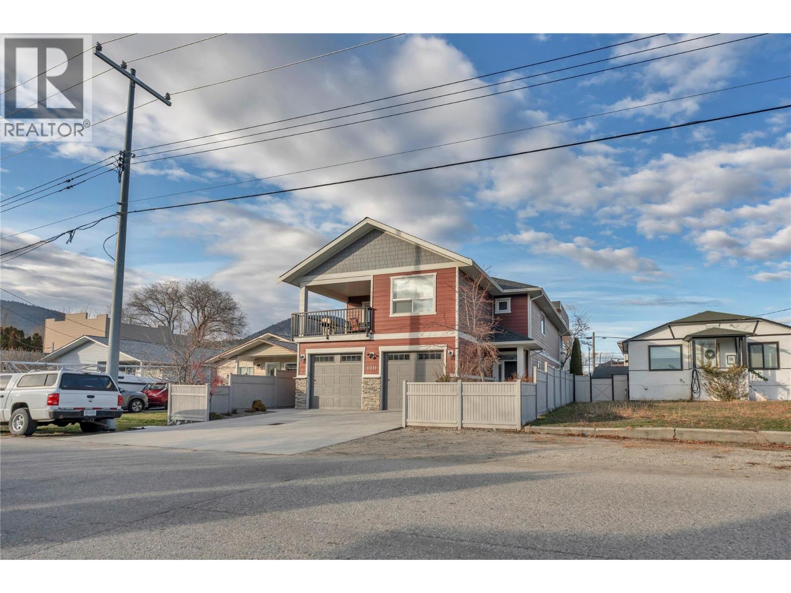  1011 Dynes Avenue, Penticton