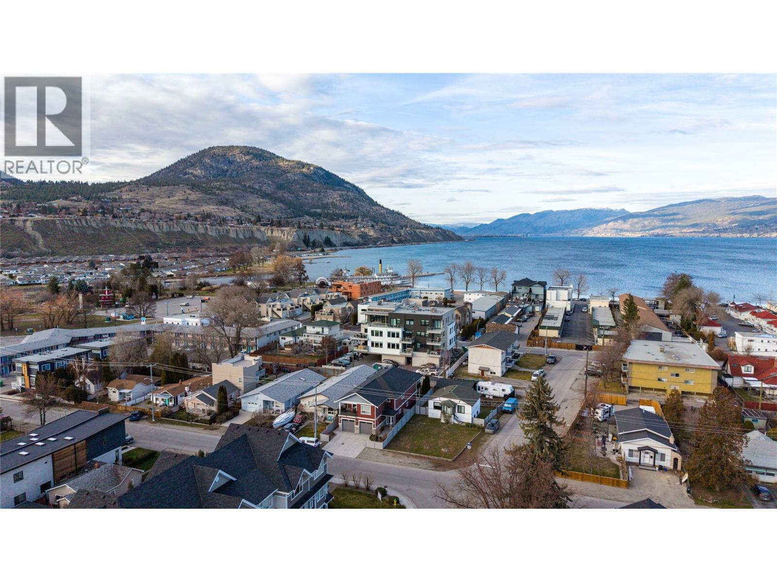  1011 Dynes Avenue, Penticton