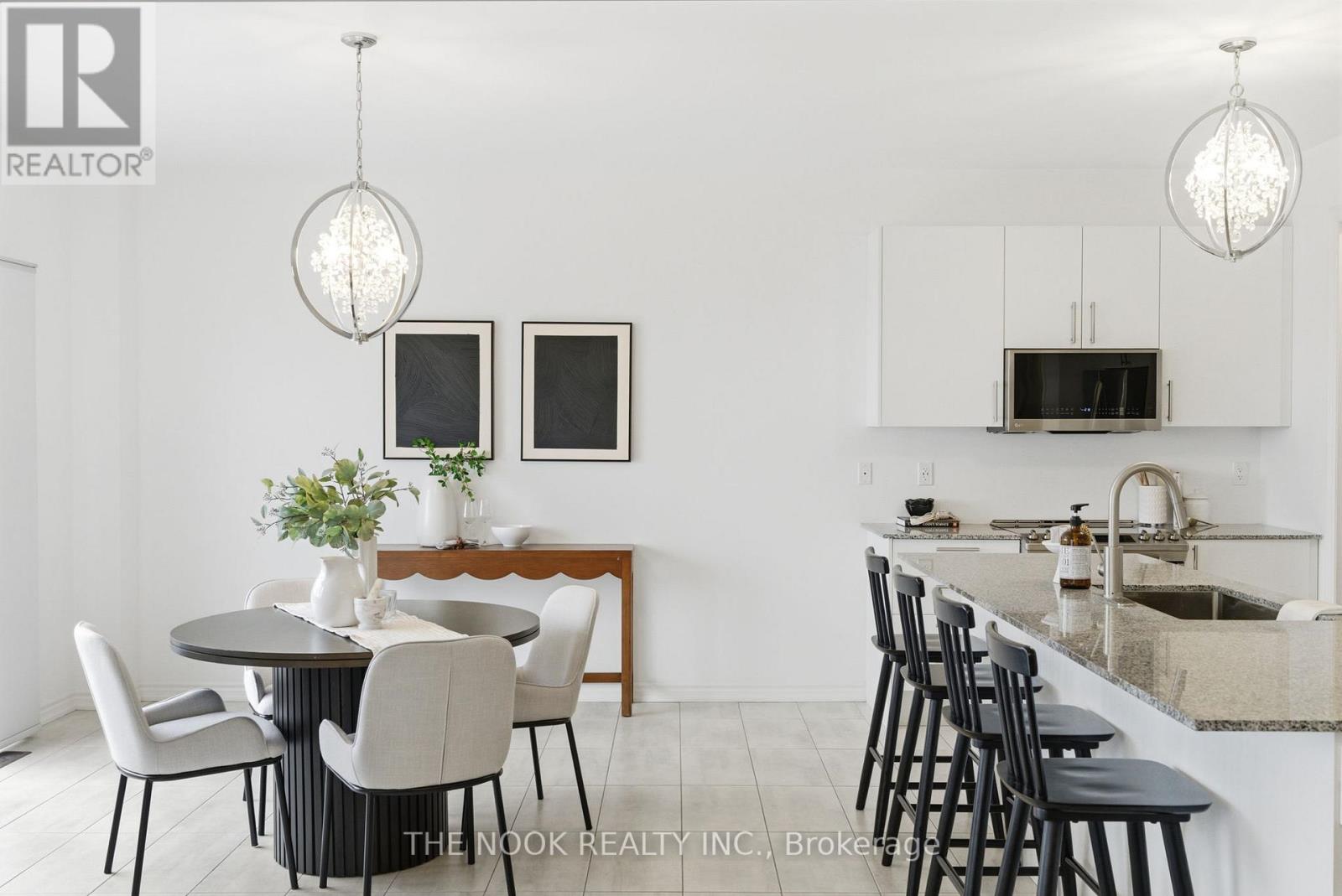 141 LYLE DRIVE - Photo 5 of 40, Clarington (Bowmanville), Ontario