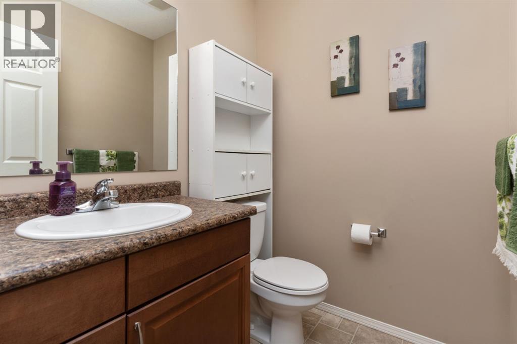 18A, 4539 69 Street - Photo 5 of 34, Camrose, Alberta