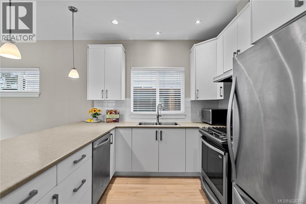 6554 Steeple Chase, Sooke