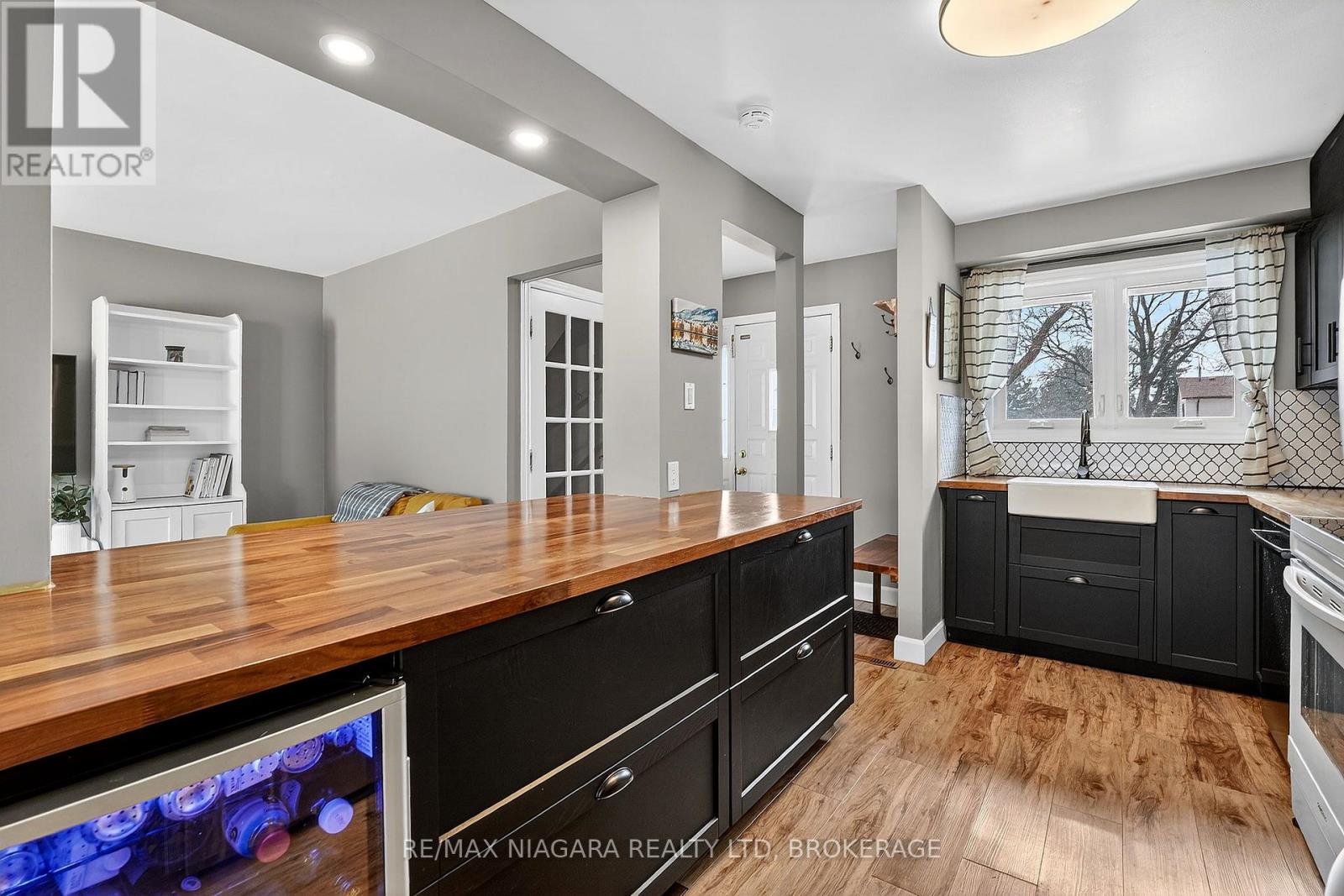 75 BERRISFIELD CRESCENT - Photo 5 of 46, Hamilton (Berrisfield), Ontario