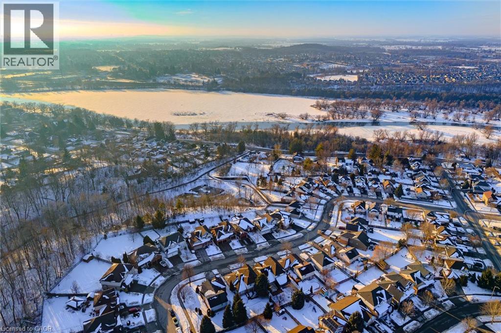 171 ENDEAVOUR Drive - Photo 5 of 50, Cambridge, Ontario