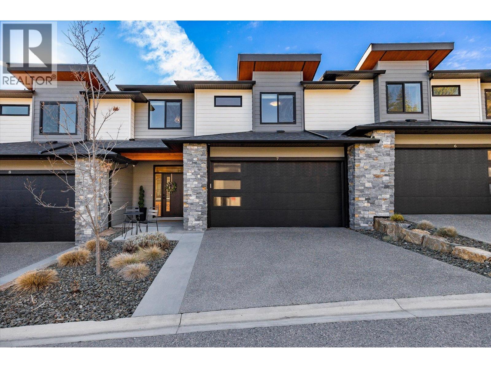 7 2575 Eagle Ridge Drive, West Kelowna