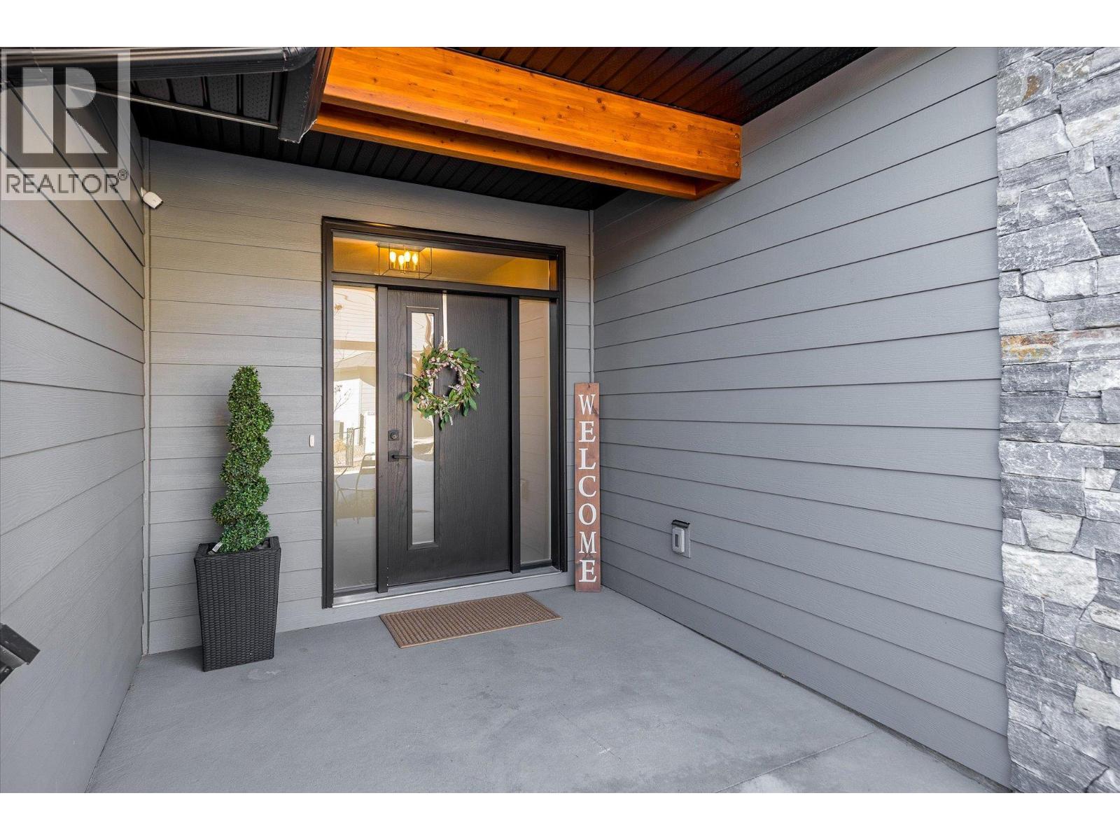 7 2575 Eagle Ridge Drive, West Kelowna