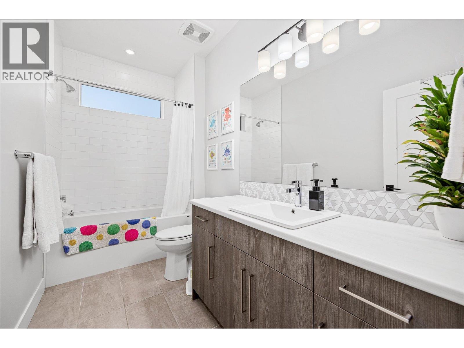 7 2575 Eagle Ridge Drive, West Kelowna