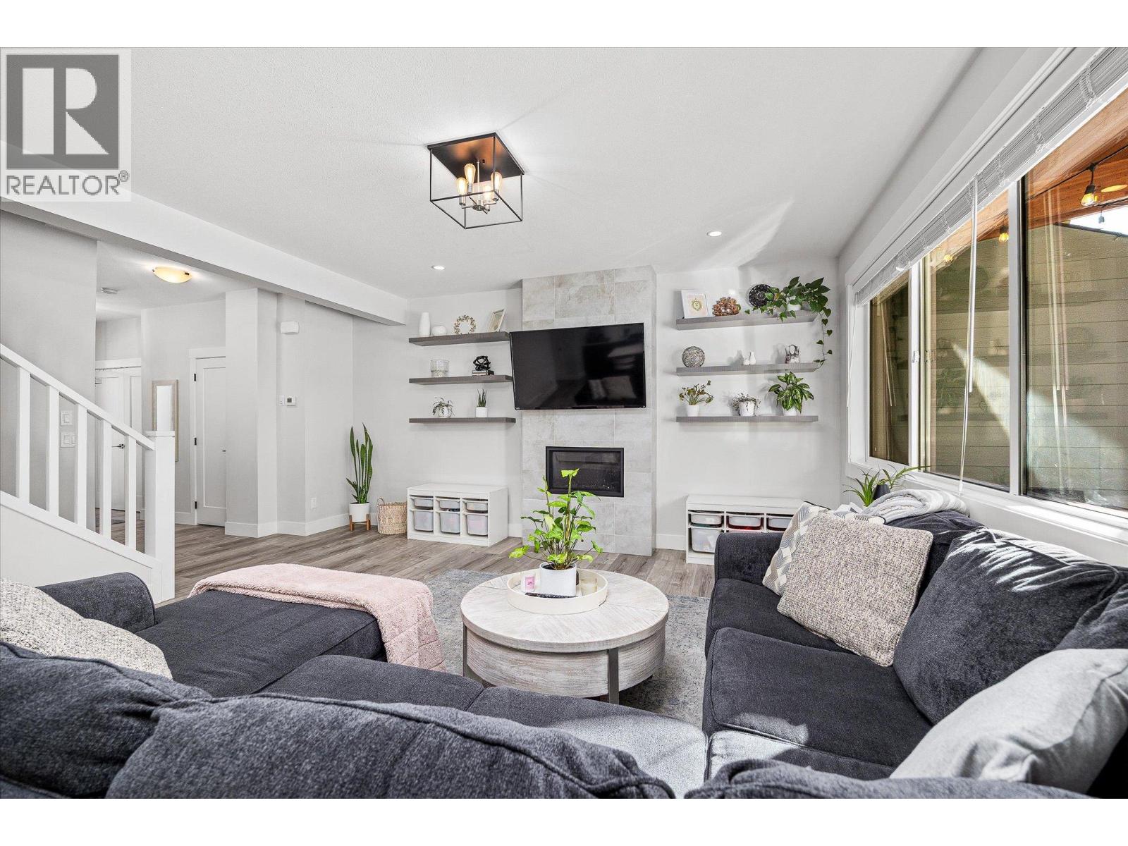 7 2575 Eagle Ridge Drive, West Kelowna