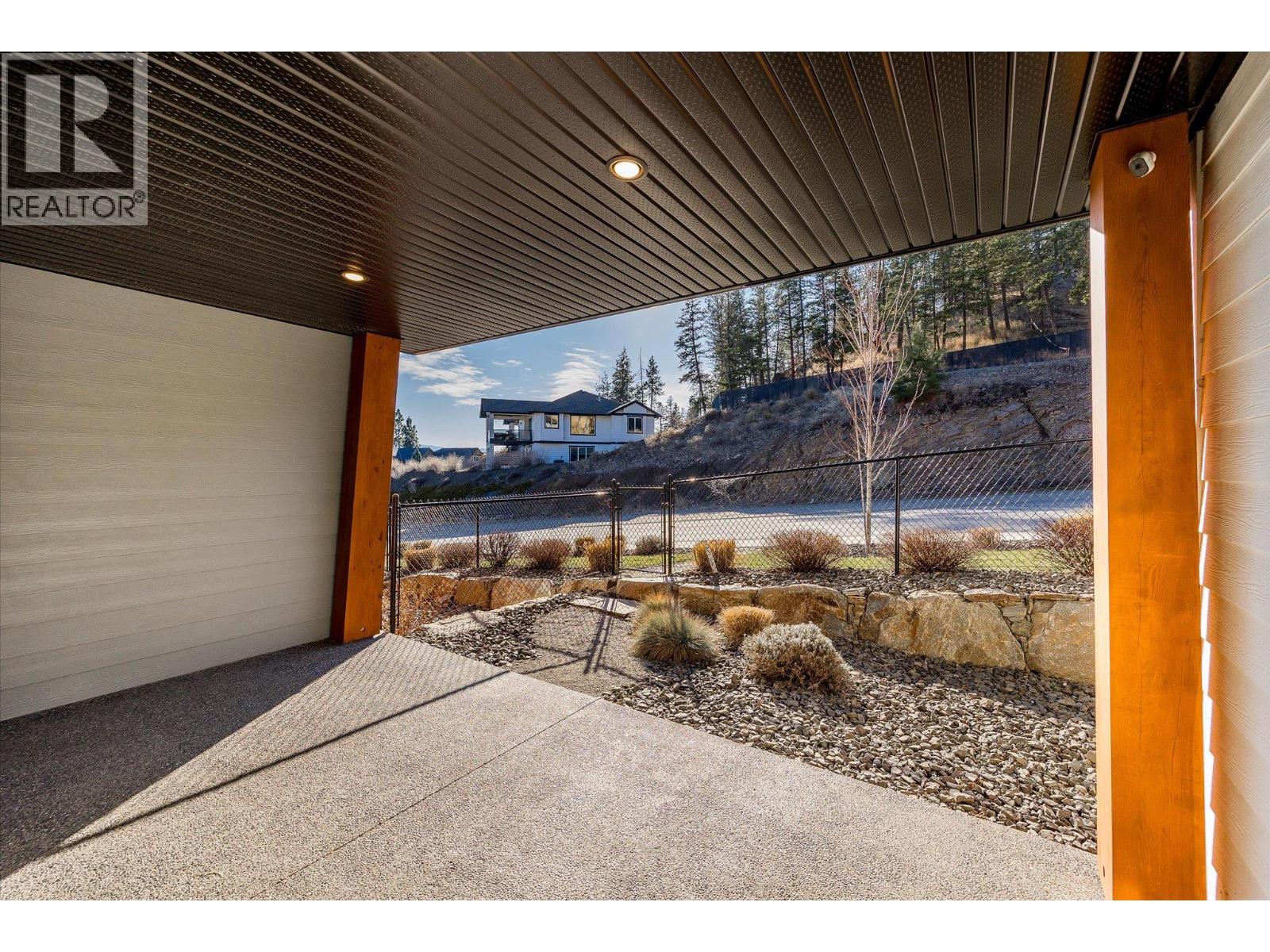 7 2575 Eagle Ridge Drive, West Kelowna