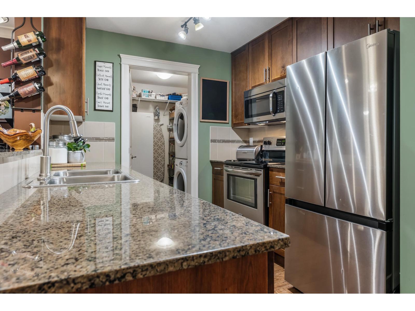 305 45665 PATTEN AVENUE, Chilliwack Proper West, Chilliwack
