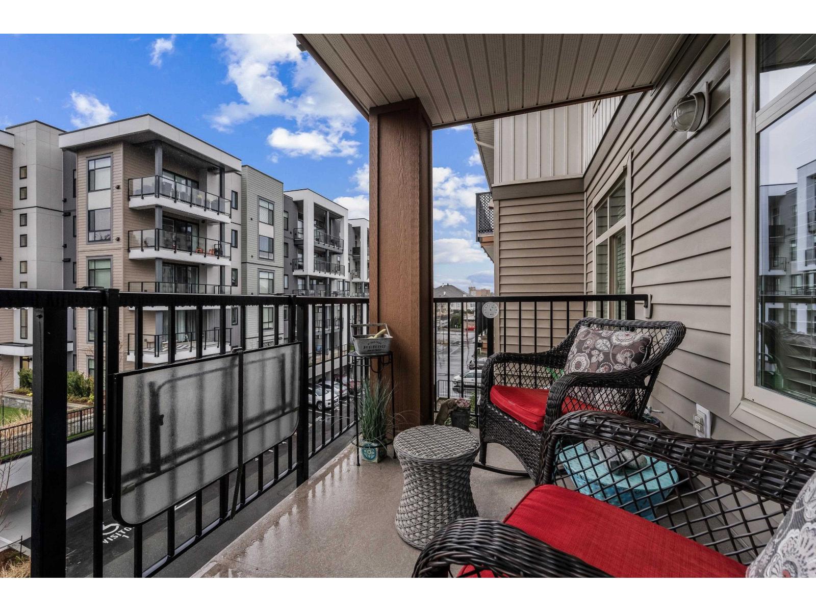 305 45665 PATTEN AVENUE, Chilliwack Proper West, Chilliwack