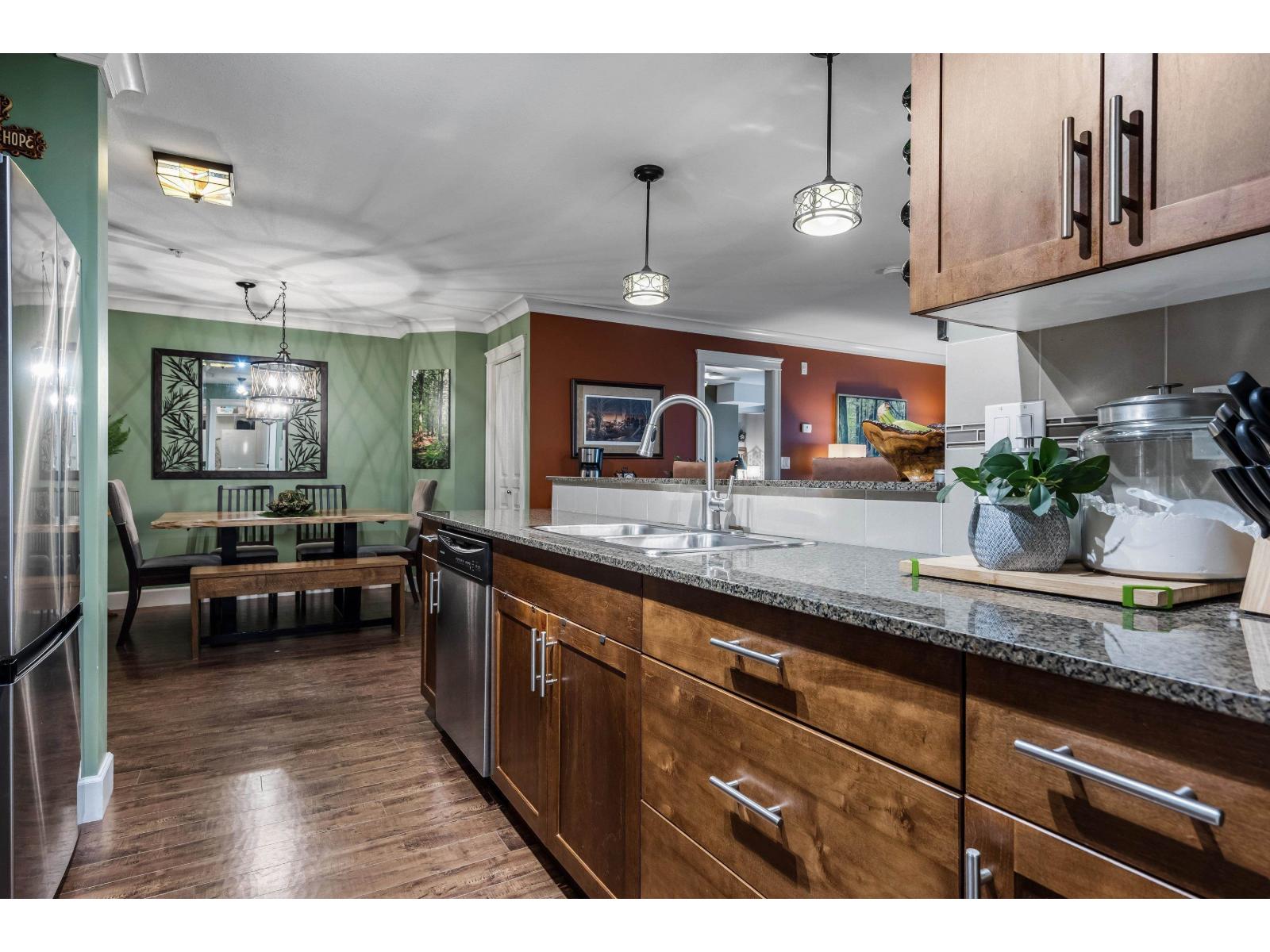 305 45665 PATTEN AVENUE, Chilliwack Proper West, Chilliwack