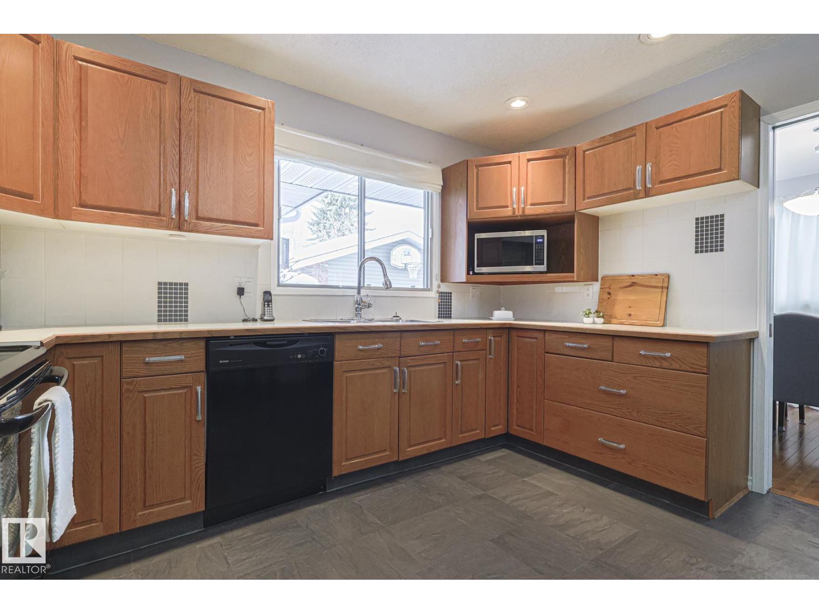 213 GROVELAND PL, Sherwood Park