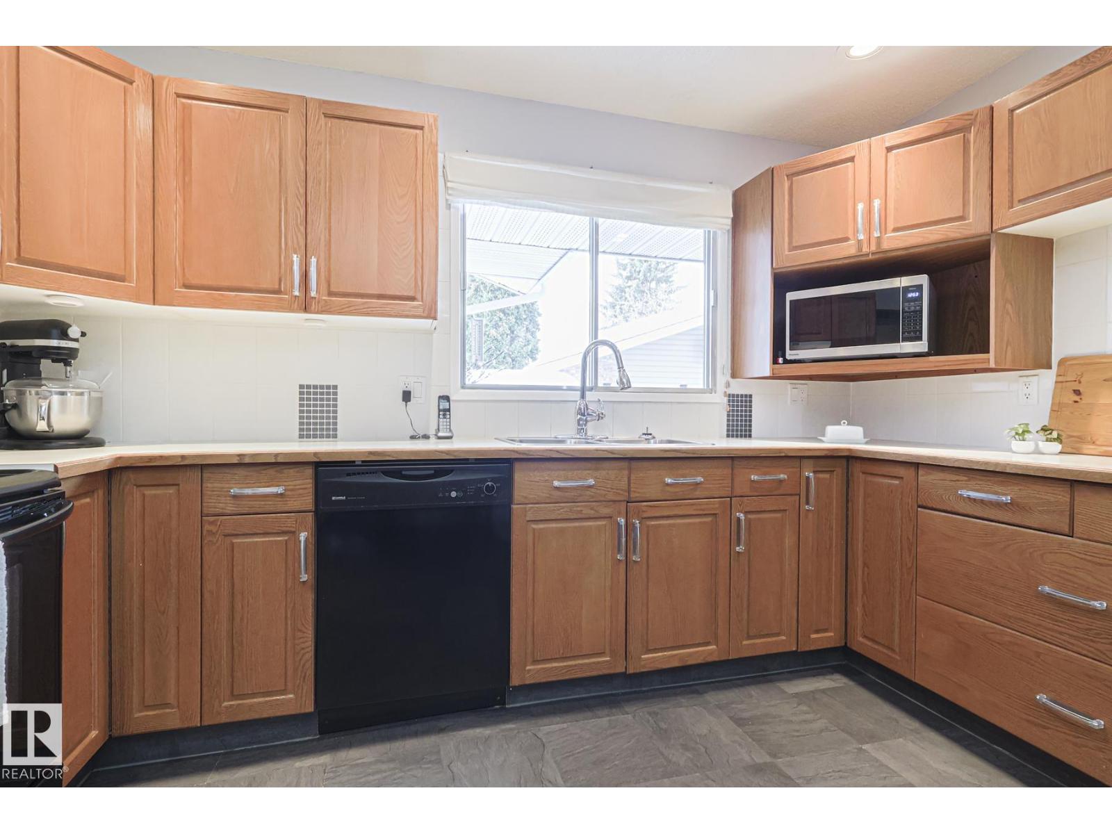 213 GROVELAND PL, Sherwood Park